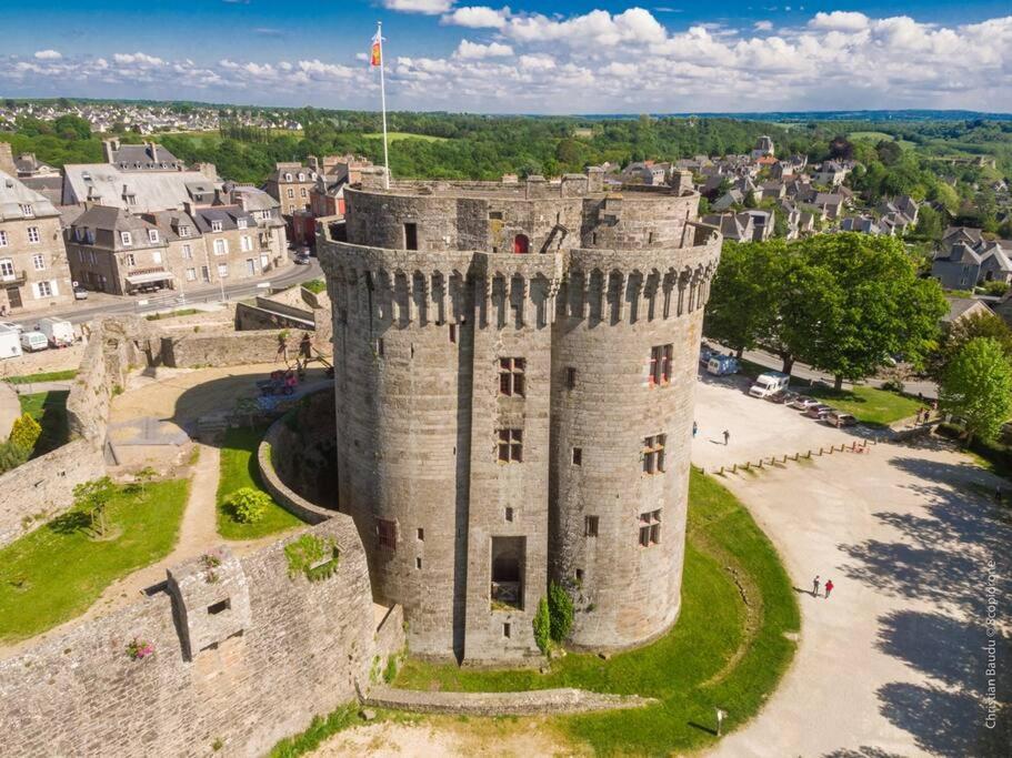 Charmante Maison A Evran Proche Dinan Et St Malo. Eksteriør bilde